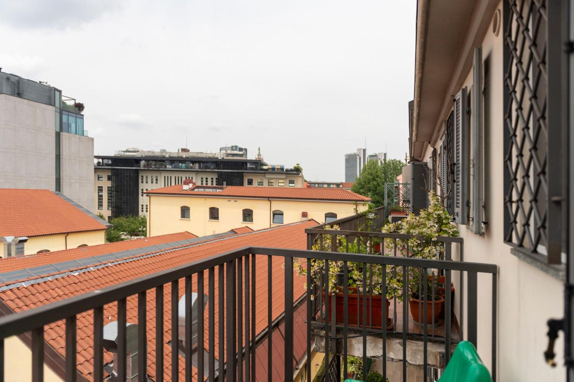 Villa Fenix Milano エクステリア 写真